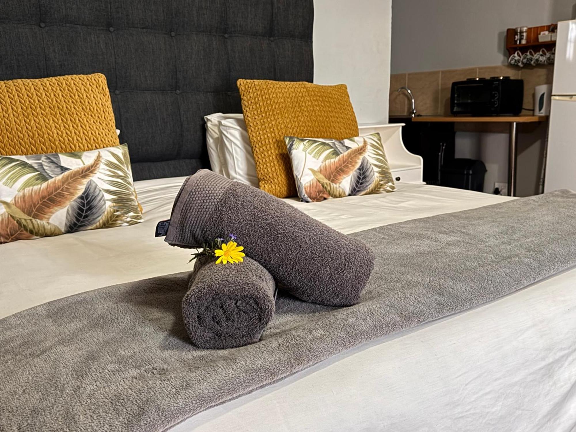The Palms Venue & Accommodation Cradock Dış mekan fotoğraf