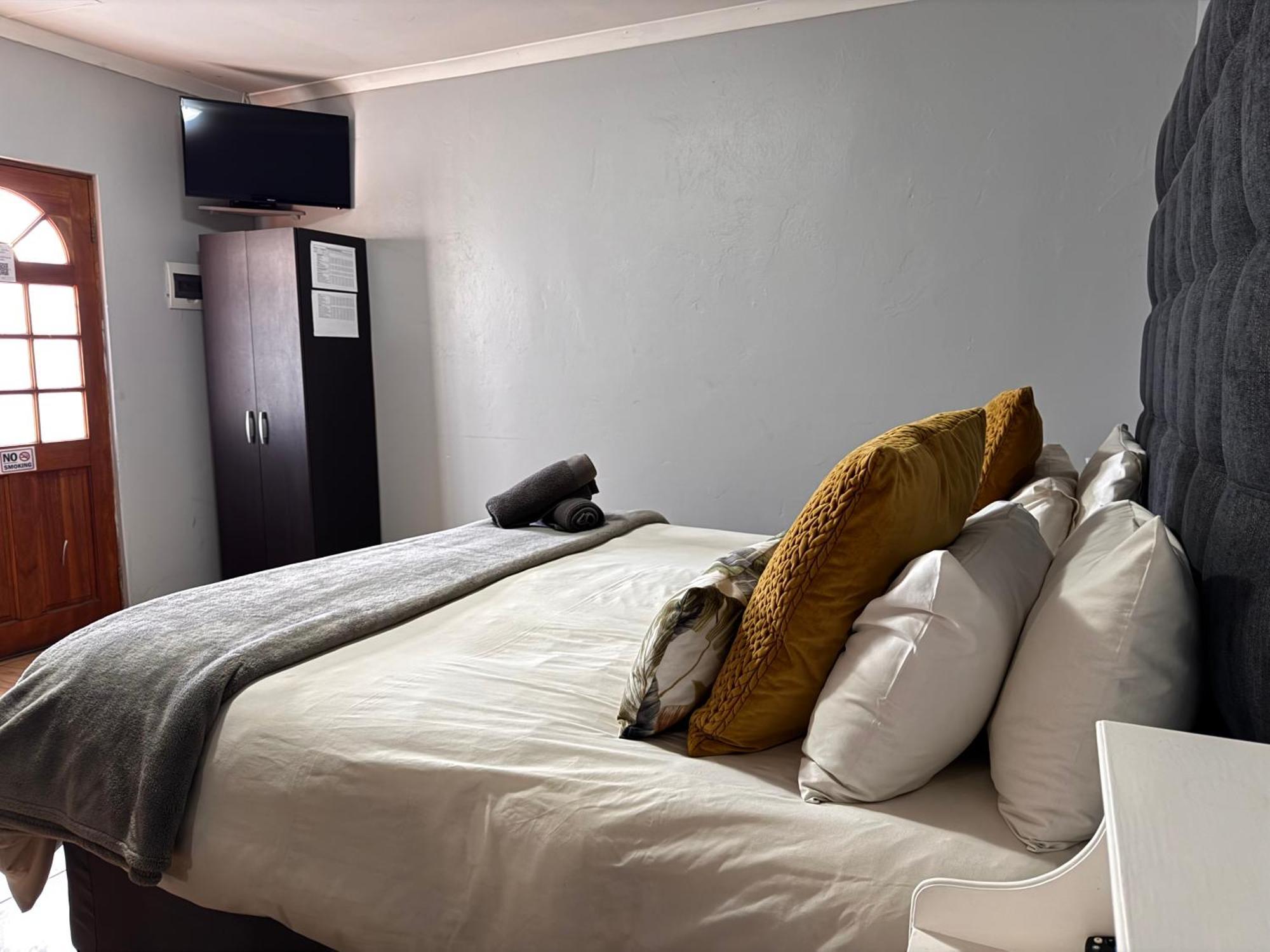 The Palms Venue & Accommodation Cradock Dış mekan fotoğraf