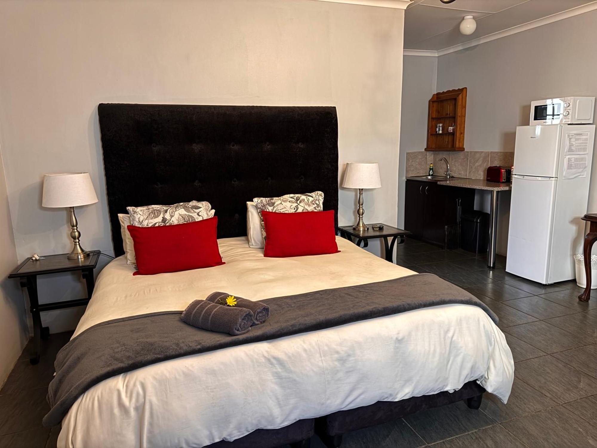 The Palms Venue & Accommodation Cradock Dış mekan fotoğraf