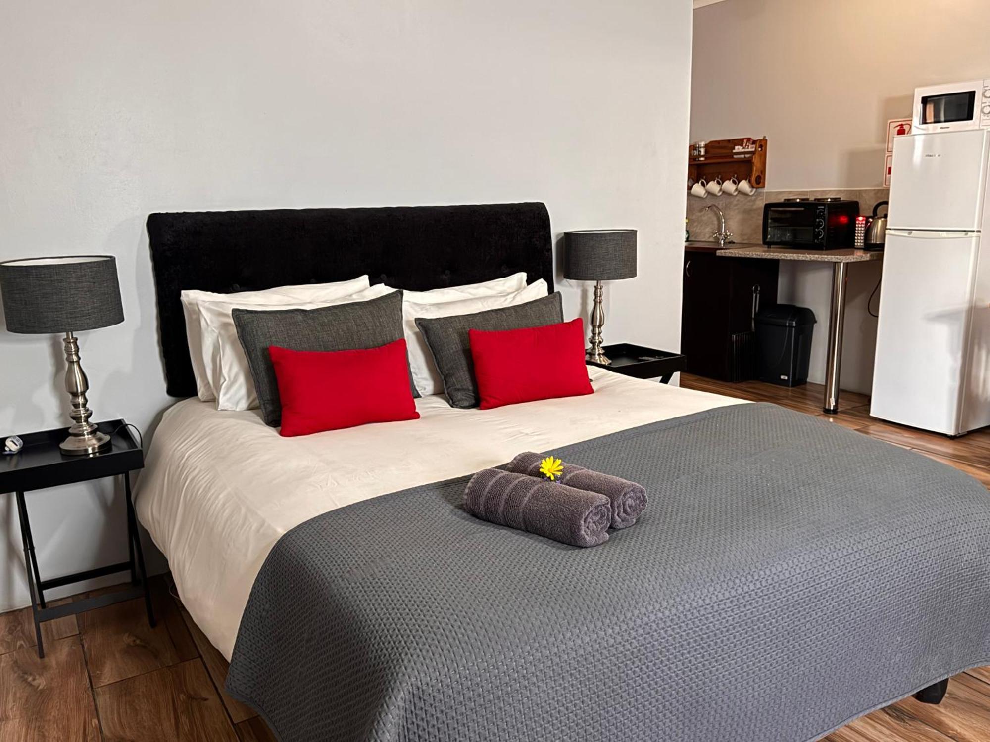 The Palms Venue & Accommodation Cradock Dış mekan fotoğraf