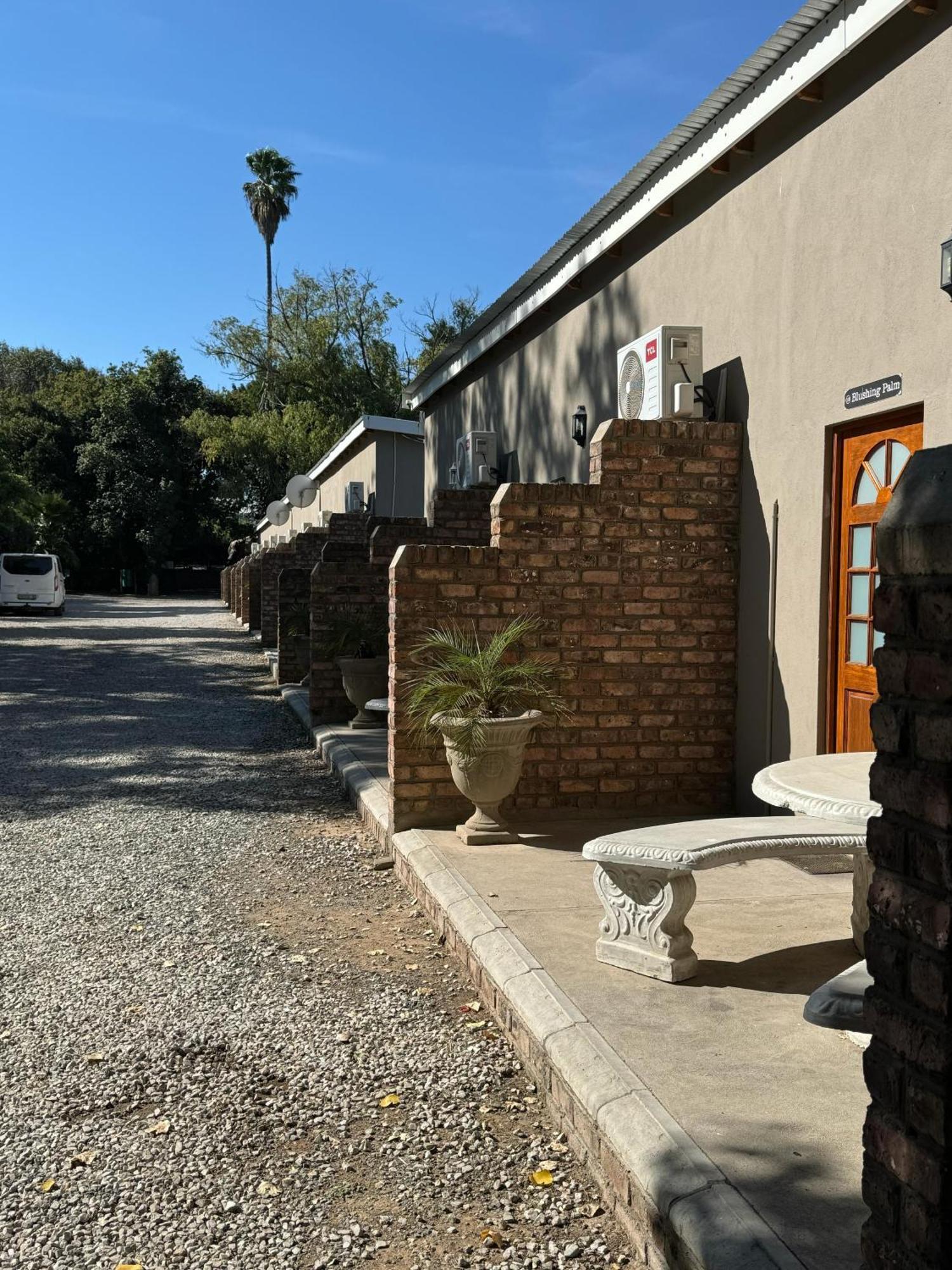The Palms Venue & Accommodation Cradock Dış mekan fotoğraf